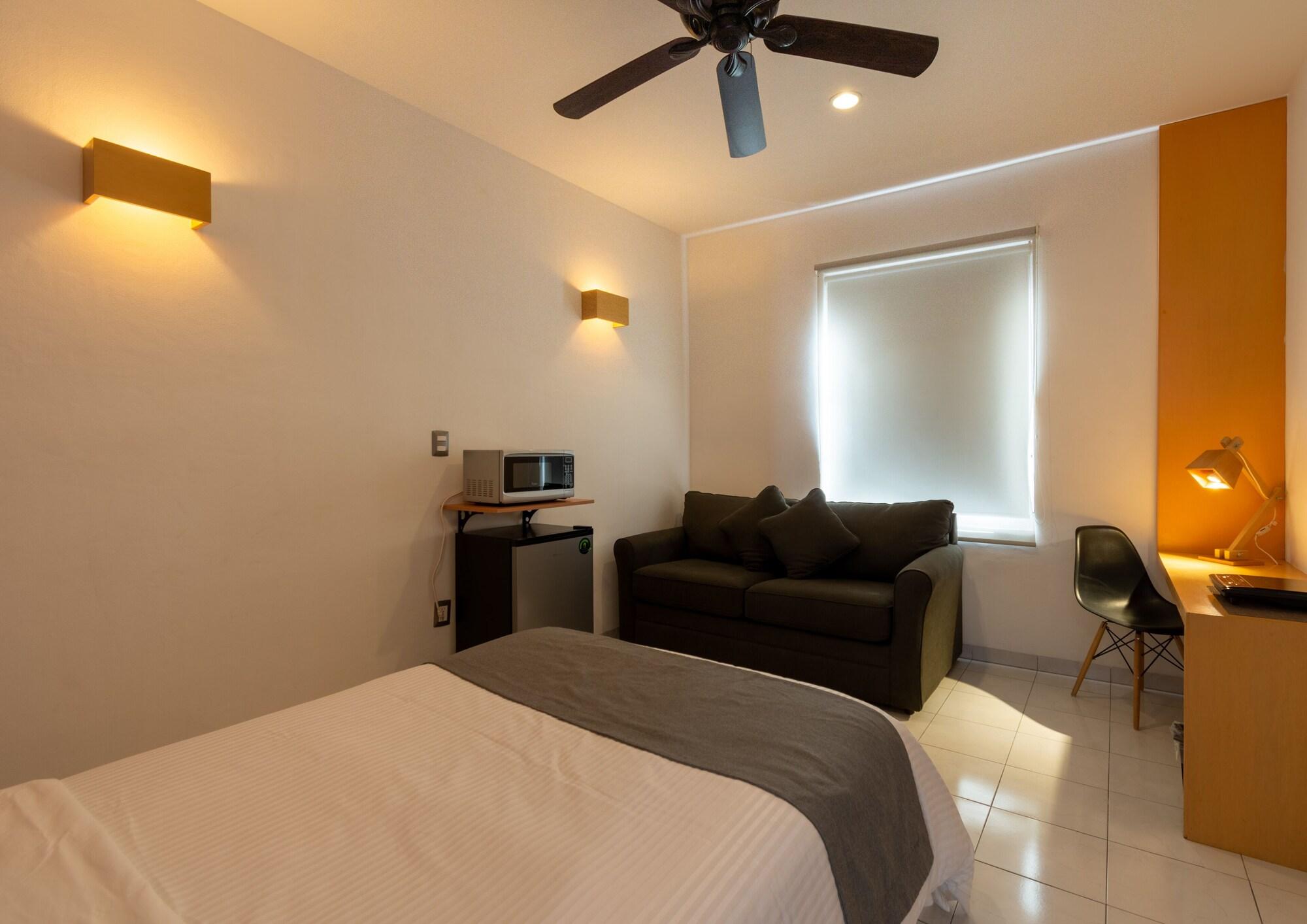 Hotel Mexico Inn Express Salamanca Exteriör bild